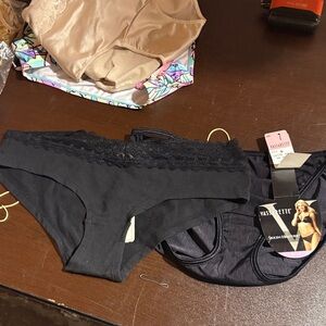 Vassarette Black Lace Accent Panties